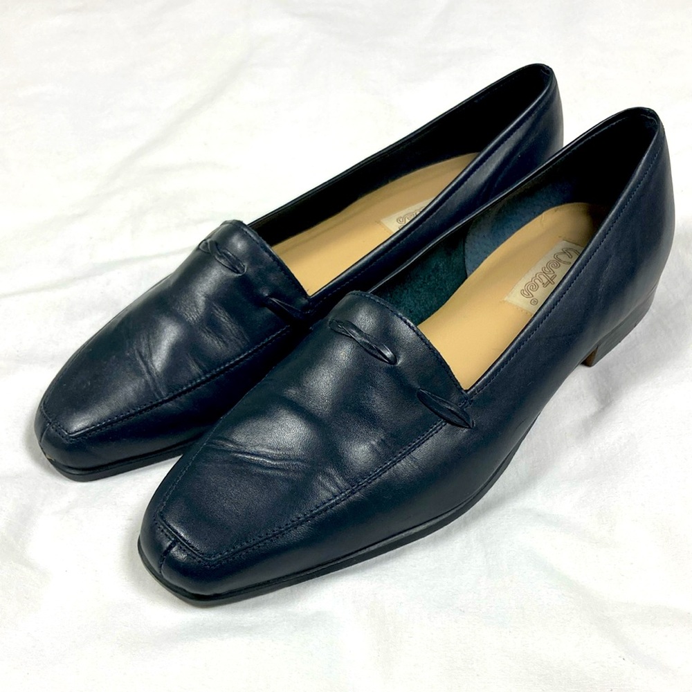 Westies women’s navy blue leather dress shoes
